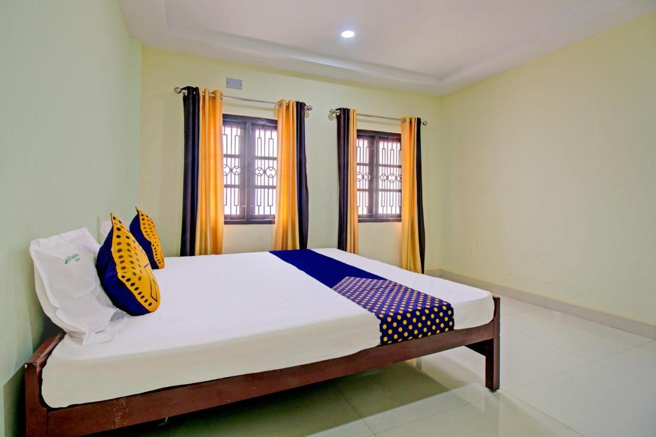 Spot On 73862 Jaya Tourist Home Варкала Экстерьер фото