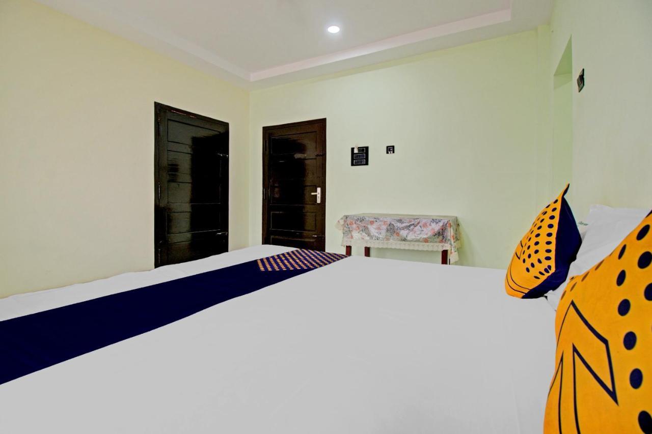 Spot On 73862 Jaya Tourist Home Варкала Экстерьер фото