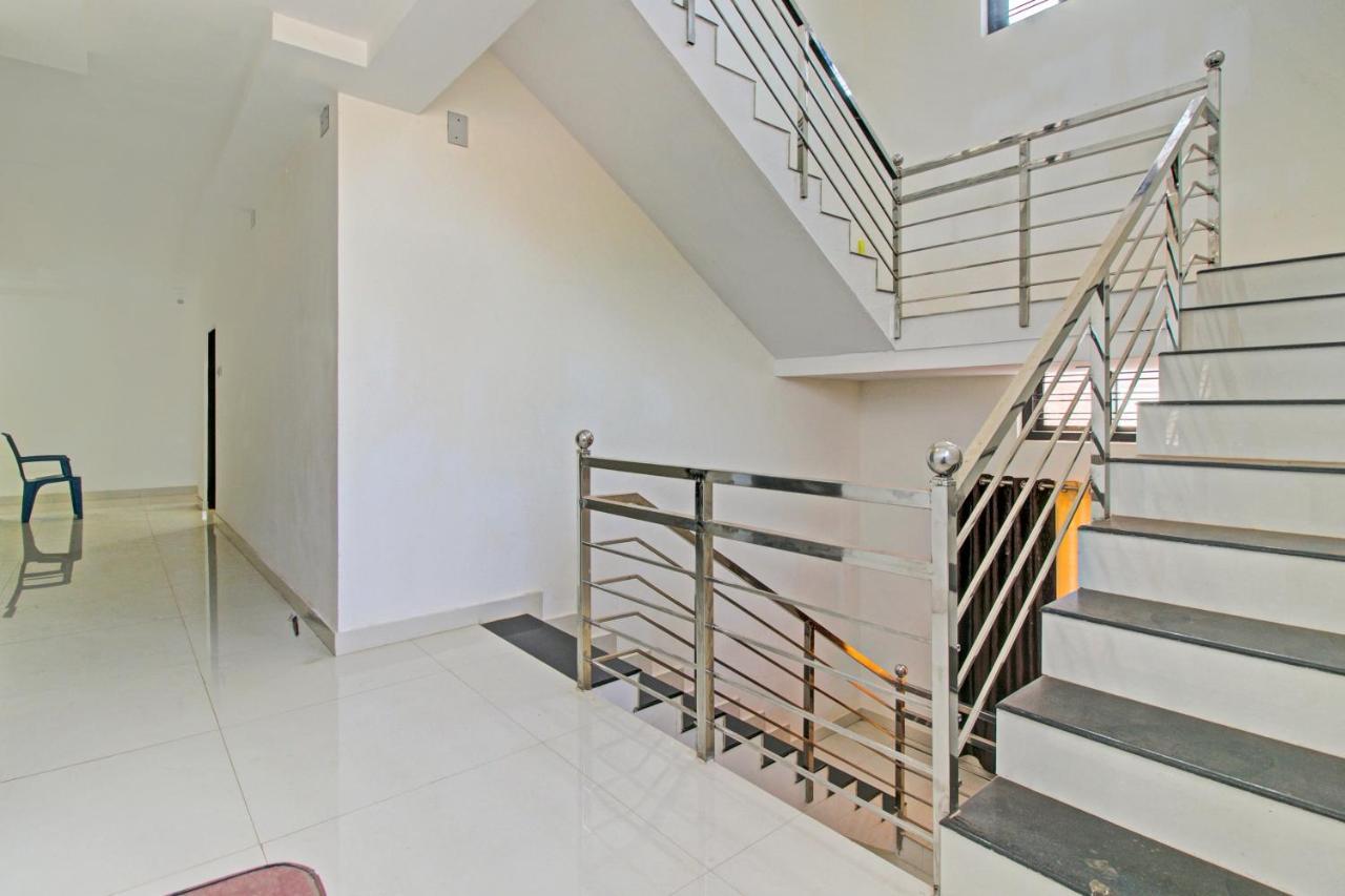 Spot On 73862 Jaya Tourist Home Варкала Экстерьер фото