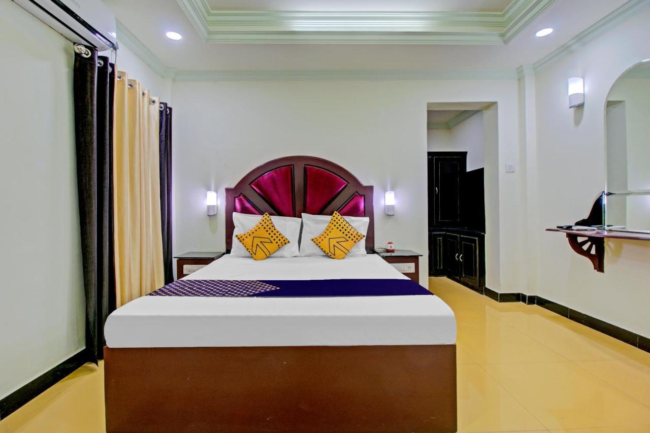 Spot On 73862 Jaya Tourist Home Варкала Экстерьер фото